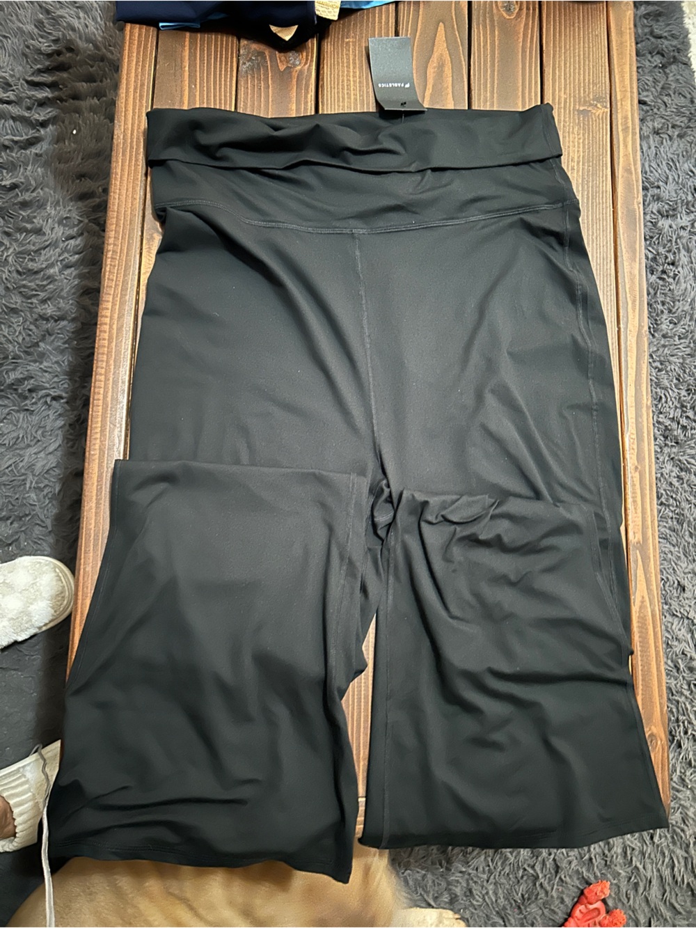 NWT Fabletics Black High-Waisted Flared Leggings XXL Tall- L42